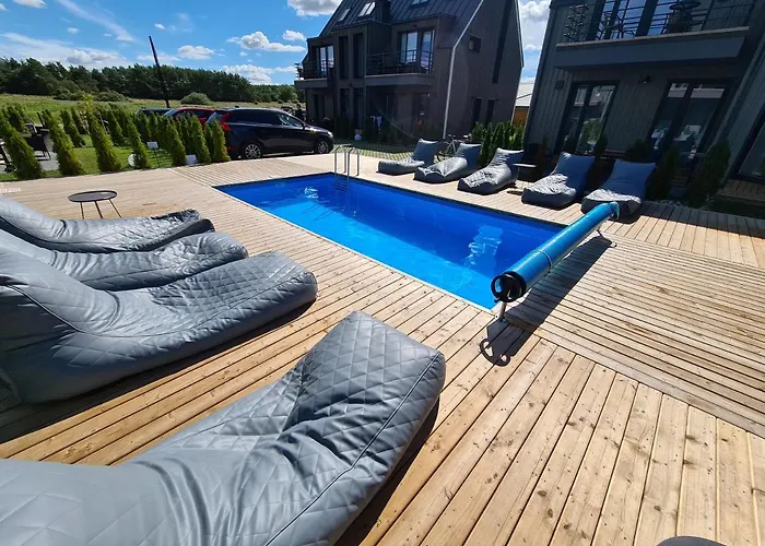 Vaivorykstes 7d Apartamentai Su Baseinu Vasaros Metu *